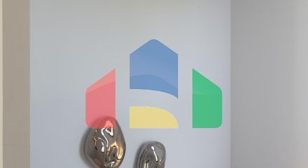 СРЕДИЗЕМНОМОРСКОЕ ЖИЛЬЕ В НЕСКОЛЬКИХ МЕТРАХ ОТ МОРЯ