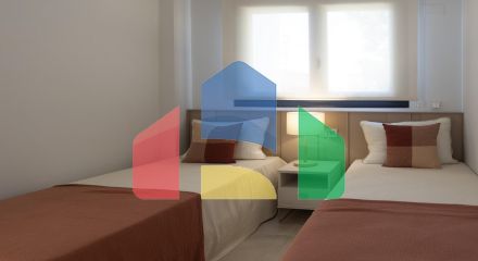 СРЕДИЗЕМНОМОРСКОЕ ЖИЛЬЕ В НЕСКОЛЬКИХ МЕТРАХ ОТ МОРЯ