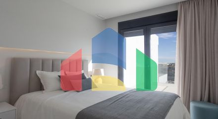 СРЕДИЗЕМНОМОРСКОЕ ЖИЛЬЕ В НЕСКОЛЬКИХ МЕТРАХ ОТ МОРЯ