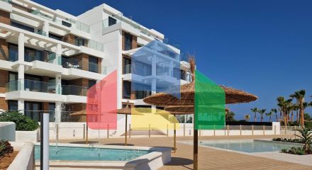 СРЕДИЗЕМНОМОРСКОЕ ЖИЛЬЕ В НЕСКОЛЬКИХ МЕТРАХ ОТ МОРЯ