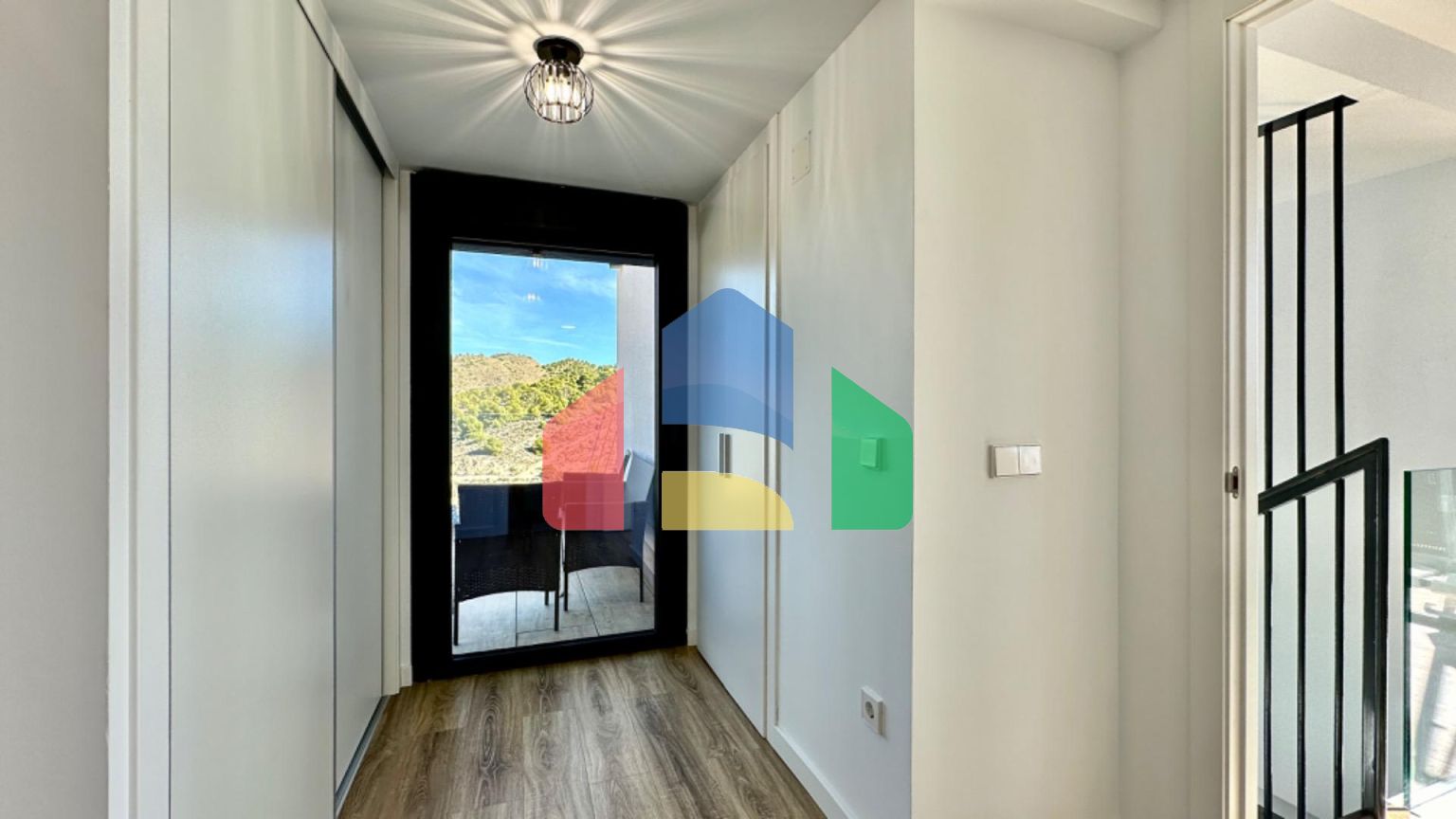 ПРЕМИУМ ПЕНТХАУС С НЕВЕРОЯТНЫМИ ВИДАМИ НА МОРЕ И ГОРЫ