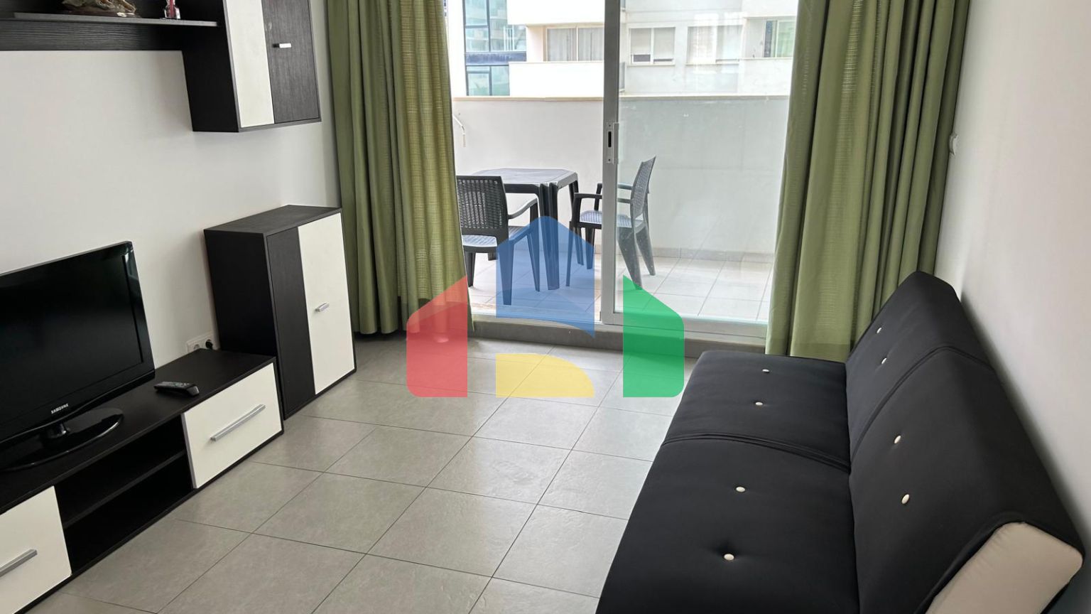 Квартира на продажу в Ла Кала, Вилахойоса! ️