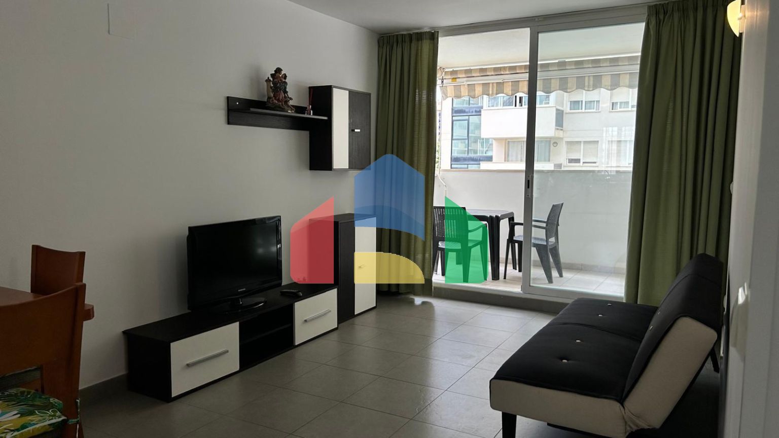 Квартира на продажу в Ла Кала, Вилахойоса! ️