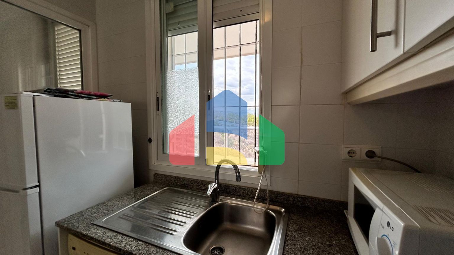 Квартира на продажу в Ла Кала, Вилахойоса! ️