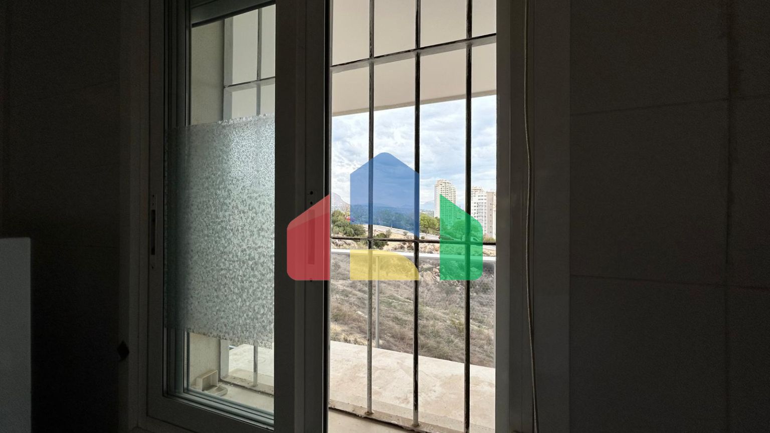 Квартира на продажу в Ла Кала, Вилахойоса! ️