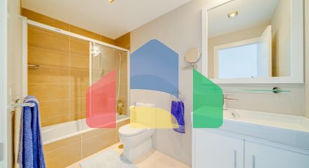 Великолепная двухкомнатная квартира с видом на море Великолепная двухкомнатная квартира с видом на море