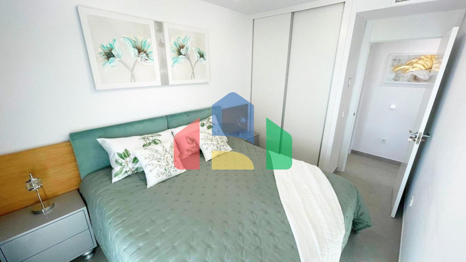 Новые современные апартаменты на берегу Средиземного моря ️