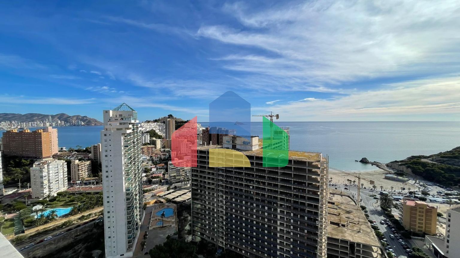 Пентхаус в Кала-де-Финестрат возле пляжа