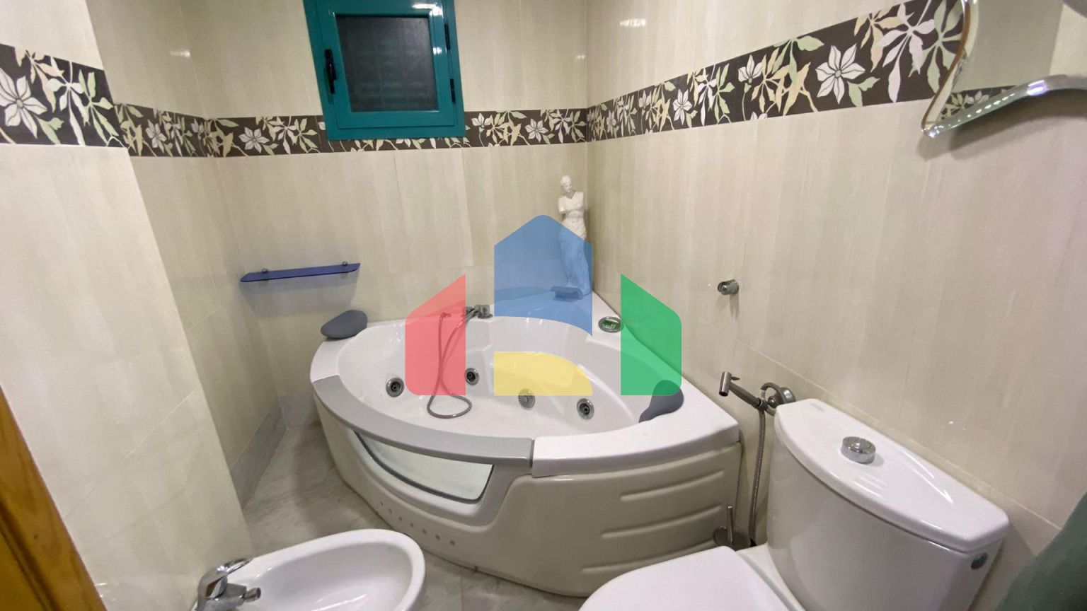 Пентхаус в Кала-де-Финестрат возле пляжа