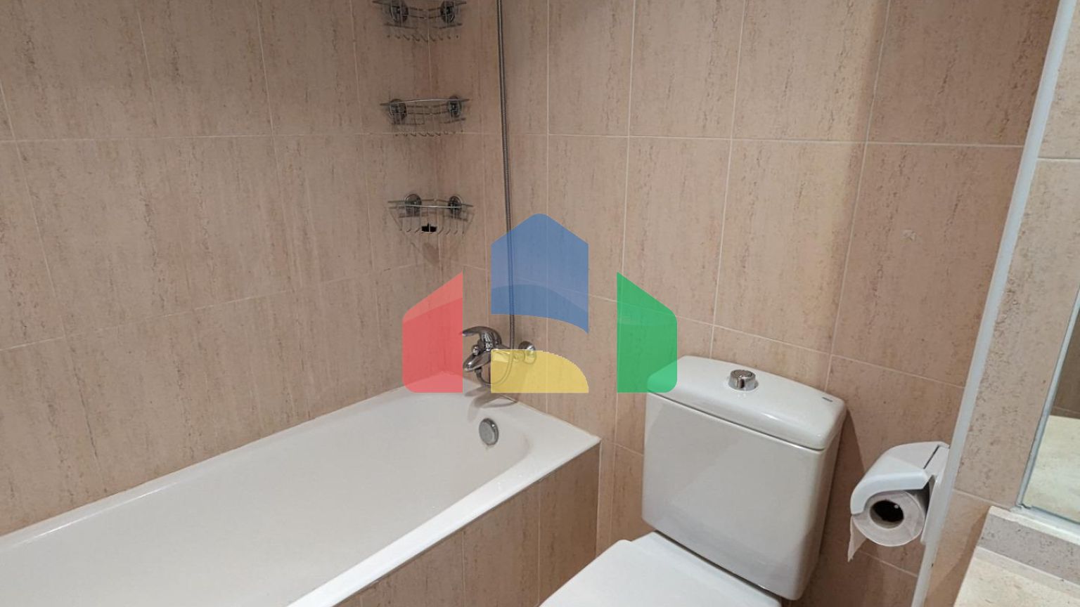 Светлая квартира с видом на горы в  Кала-де-Финестрат + туристическая лицензия!