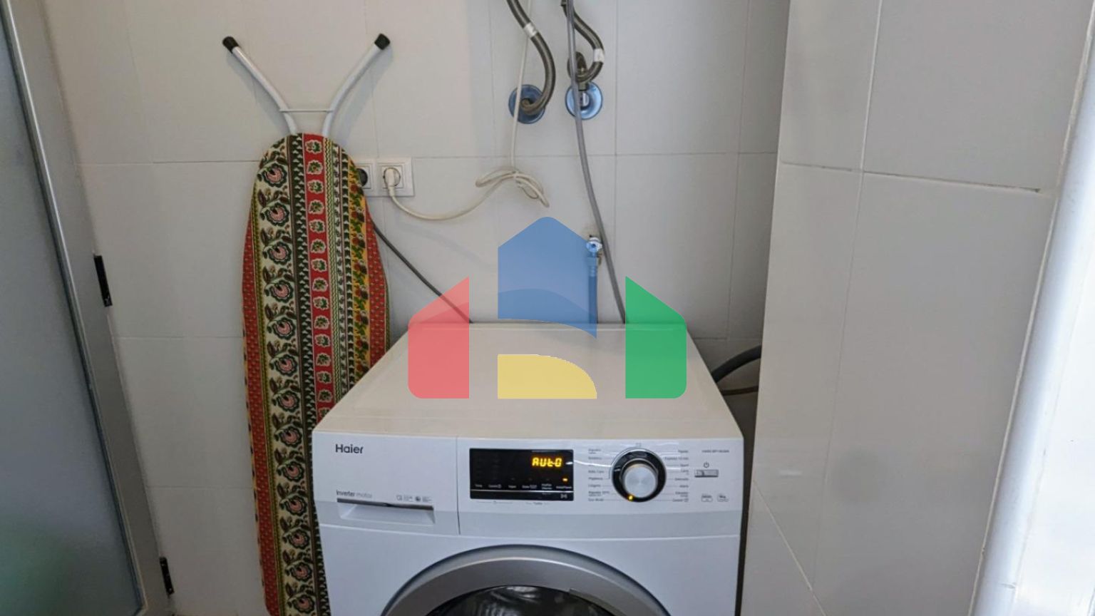 Светлая квартира с видом на горы в  Кала-де-Финестрат + туристическая лицензия!