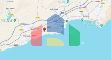 Новые дома рядом с морем