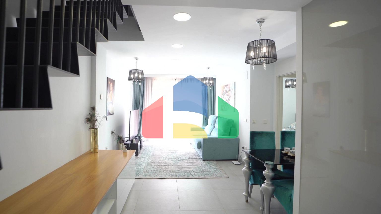 Роскошная недвижимость у самого моря!