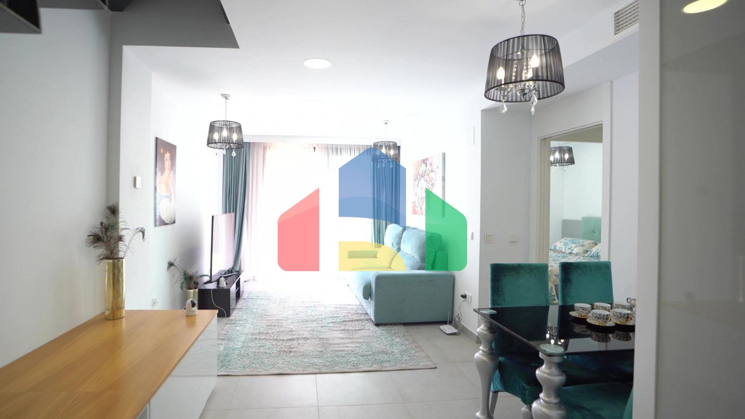 Роскошная недвижимость у самого моря!