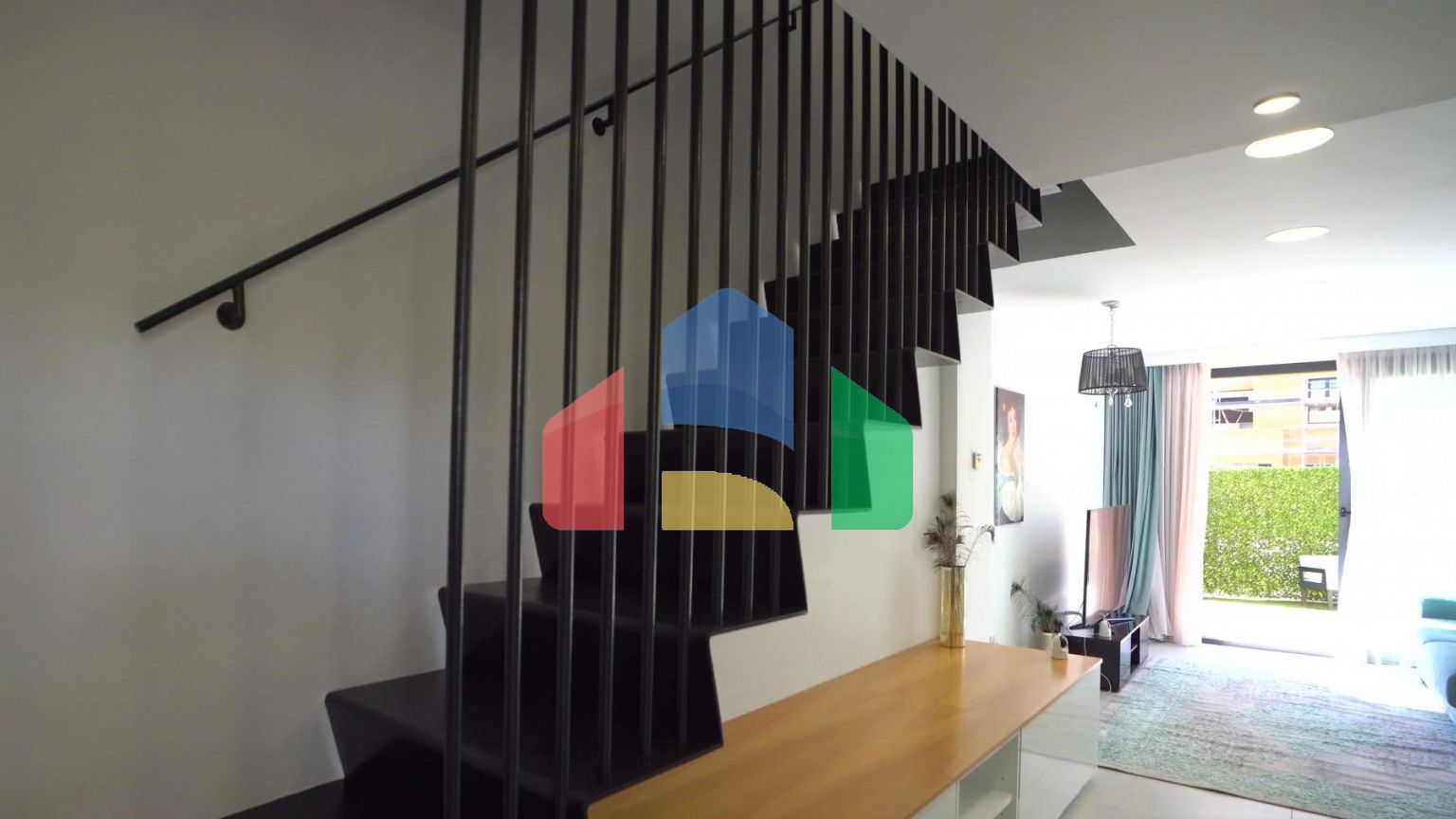 Роскошная недвижимость у самого моря!