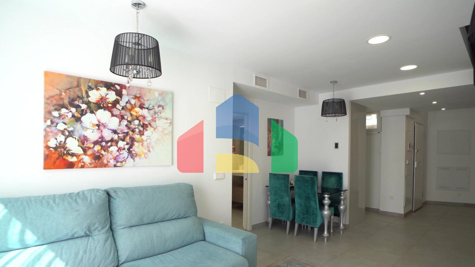 Роскошная недвижимость у самого моря!