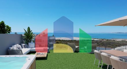 Exclusive Penthouse in Santa Pola with Terrace and Sea Views