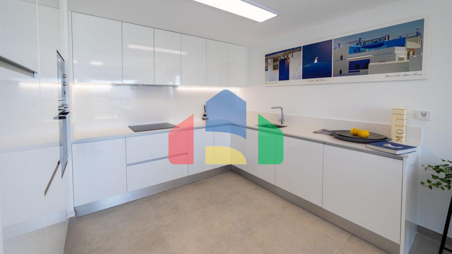 НОВЫЕ КВАРТИРЫ НА ПРОДАЖУ, В 20 МИНУТАХ ОТ АЛИКАНТЕ и ЭЛЧЕ, КОСТА-БЛАНКА