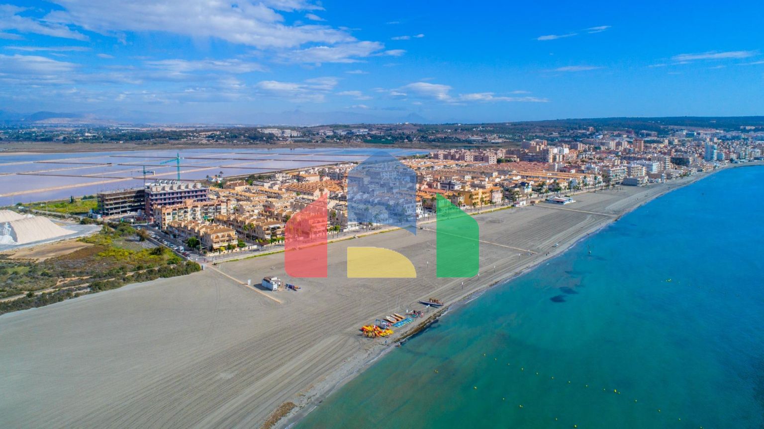 Эксклюзивная мансарда в Санта Пола с террасой и видом на море