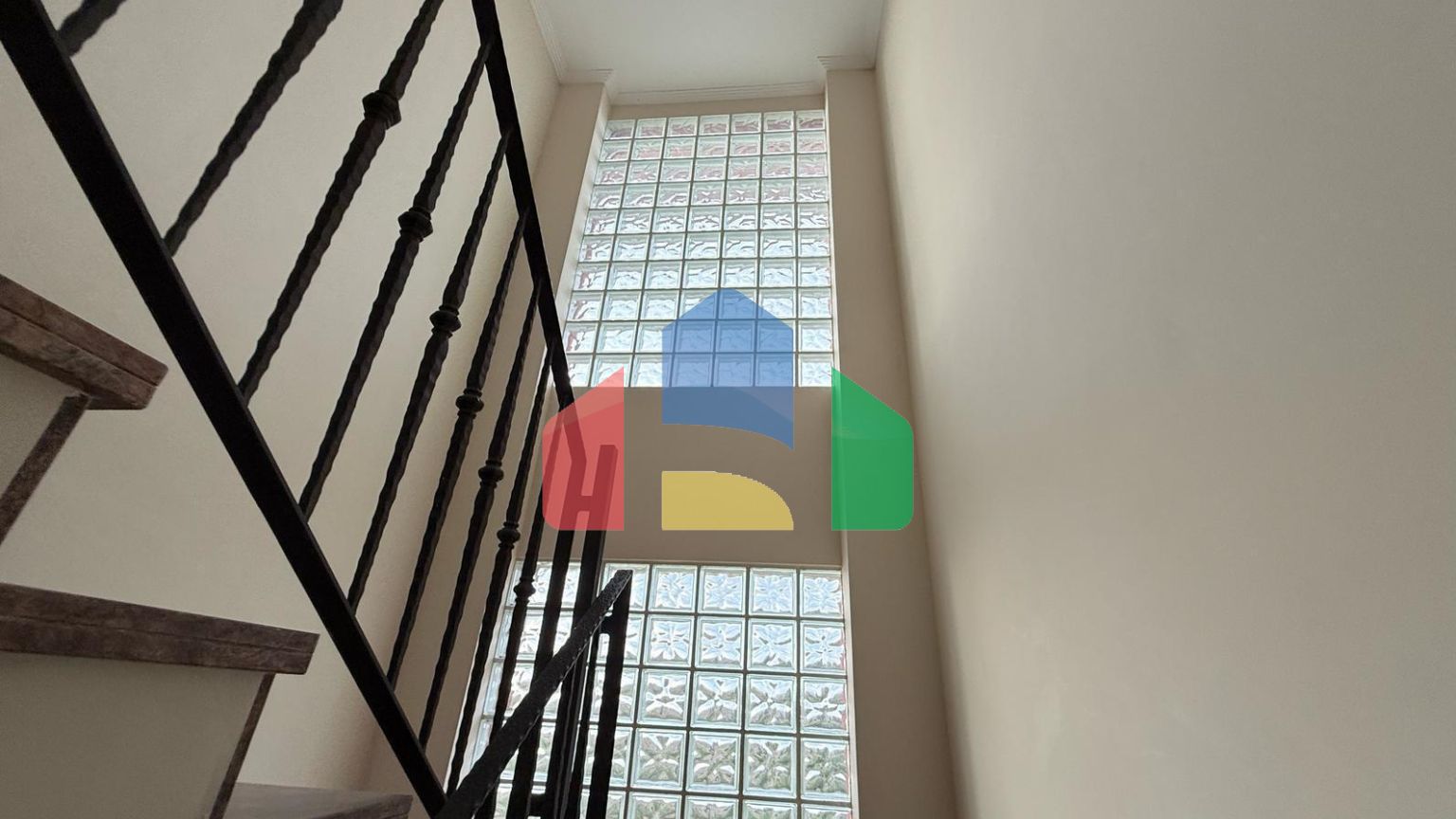 Изысканный шале в Санта-Поле: роскошь и комфорт в нескольких минутах от пляжа