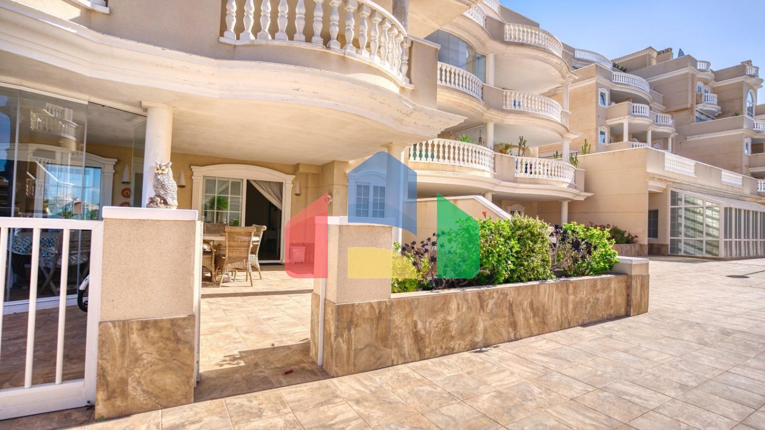 Квартира в средиземноморском стиле с видом на море в Guardamar дель Segura