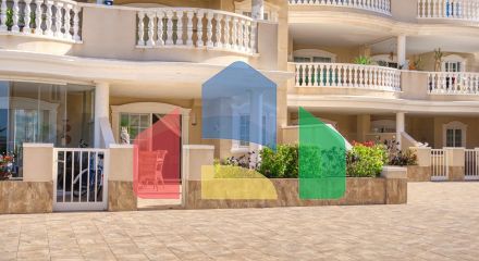 Квартира в средиземноморском стиле с видом на море в Guardamar дель Segura Квартира в средиземноморском стиле с видом на море в Guardamar дель Segura