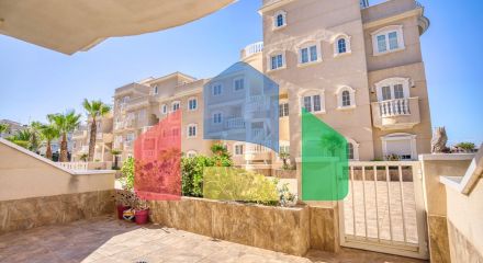 Квартира в средиземноморском стиле с видом на море в Guardamar дель Segura Квартира в средиземноморском стиле с видом на море в Guardamar дель Segura