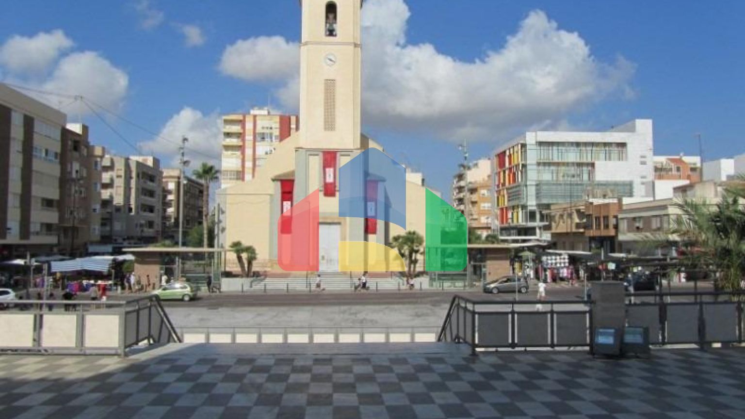 НОВЫЙ ЖИЛОЙ КОМПЛЕКС В ГВАРДАМАР-ДЕЛЬ-СЕГУРА