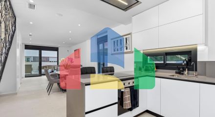 НОВЫЕ ДВУХЭТАЖНЫЕ ВИЛЛЫ В ГУАРДАМАР-ДЕЛЬ-СЕГУРА