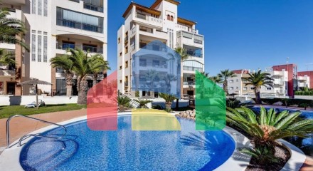 Эксклюзивная квартира в Гуардамар-дель-Сегура с видом на море