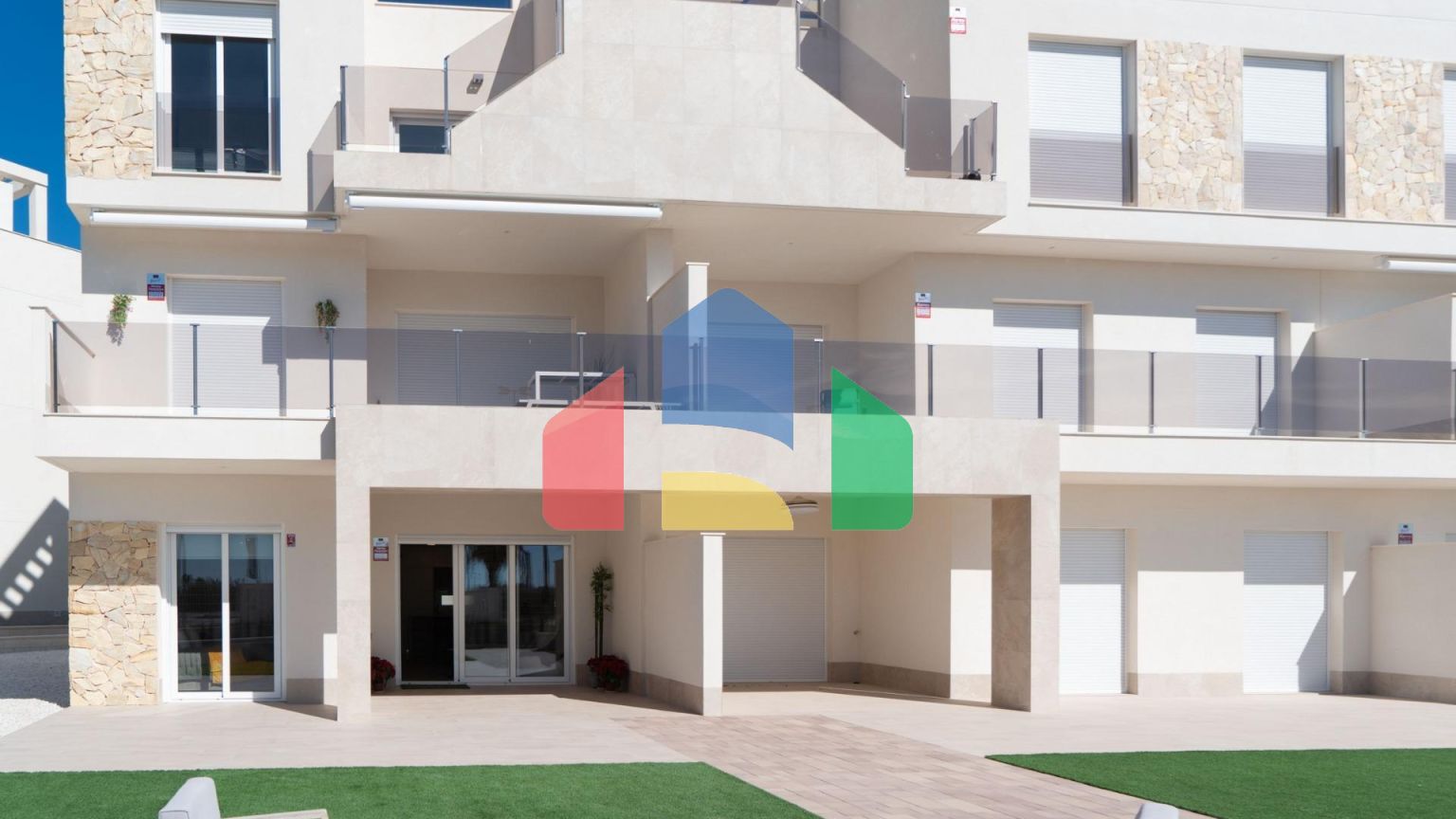 НОВЫЙ ЖИЛОЙ КОМПЛЕКС В ЭЛЬ-РАСО, ГВАРДАМАР-ДЕЛЬ-СЕГУРА