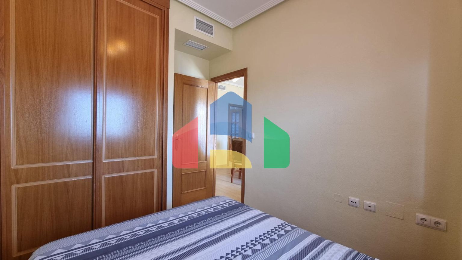 Прекрасный пентхаус в Гуардамар-де-Сегура с видом на море!