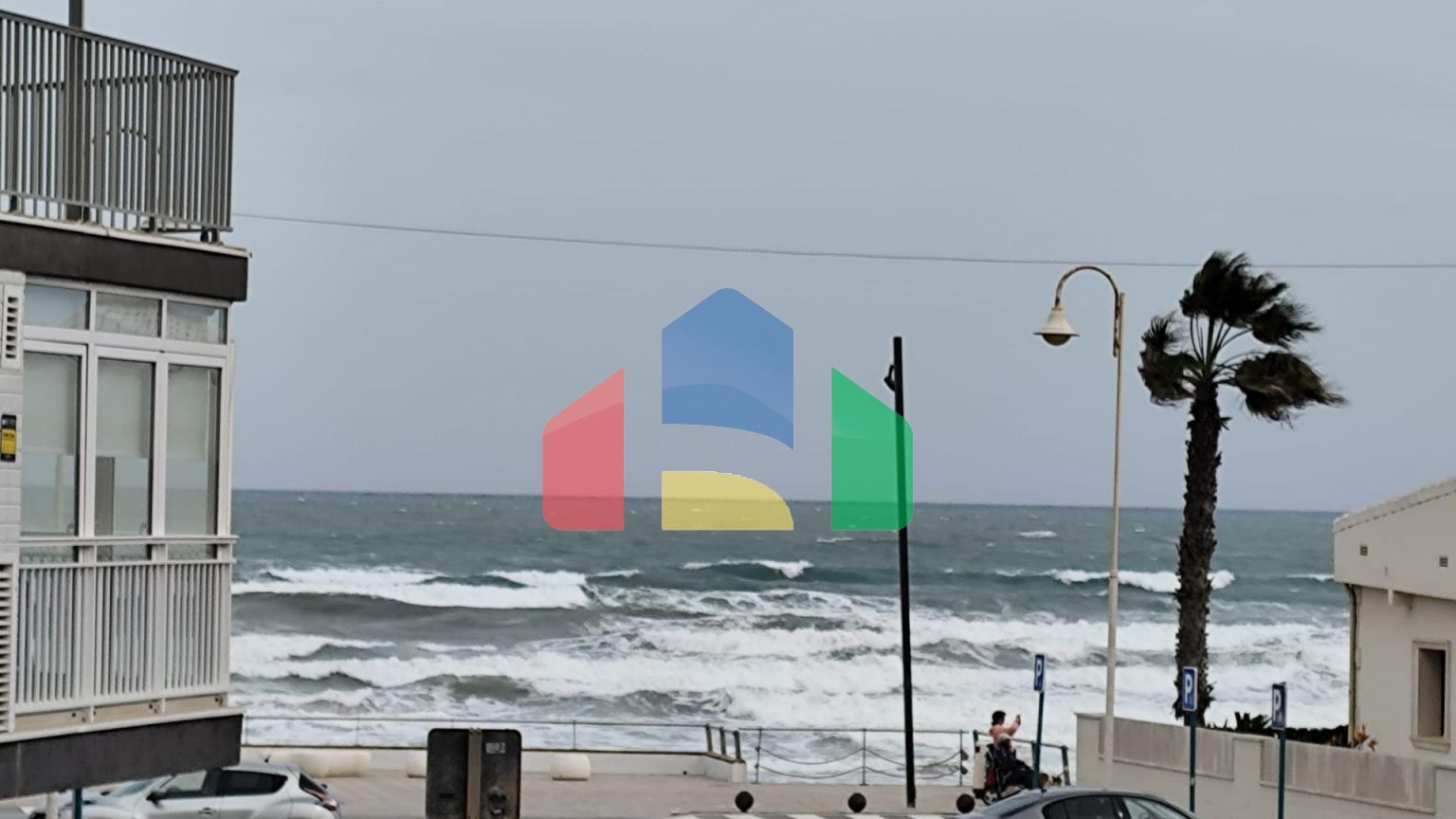 АПАРТАМЕНТЫ В GUARDAMAR С ВИДОМ НА МОРЕ! 3 СПАЛЬНИ. ПЛЯЖ В 50 МЕТРАХ.