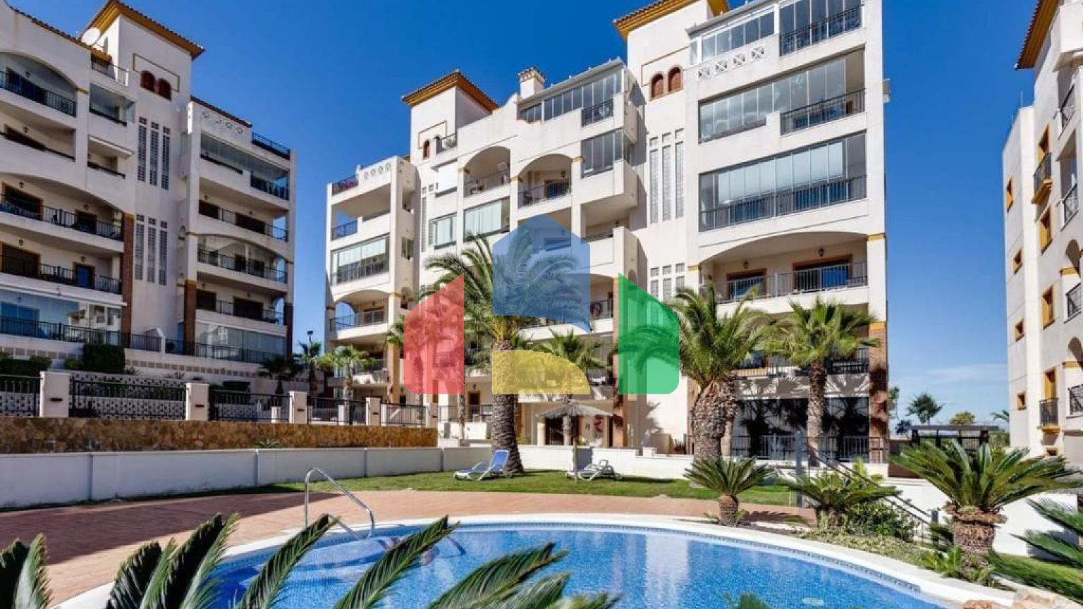 АПАРТАМЕНТЫ С ВИДОМ НА МОРЕ! 100М2. ЗАКРЫТЫЙ ЭЛИТНЫЙ КОМПЛЕКС. БАССЕЙН.СПА.ТРЕН-ЗАЛ.ГАРАЖ+КЛАДОВКА