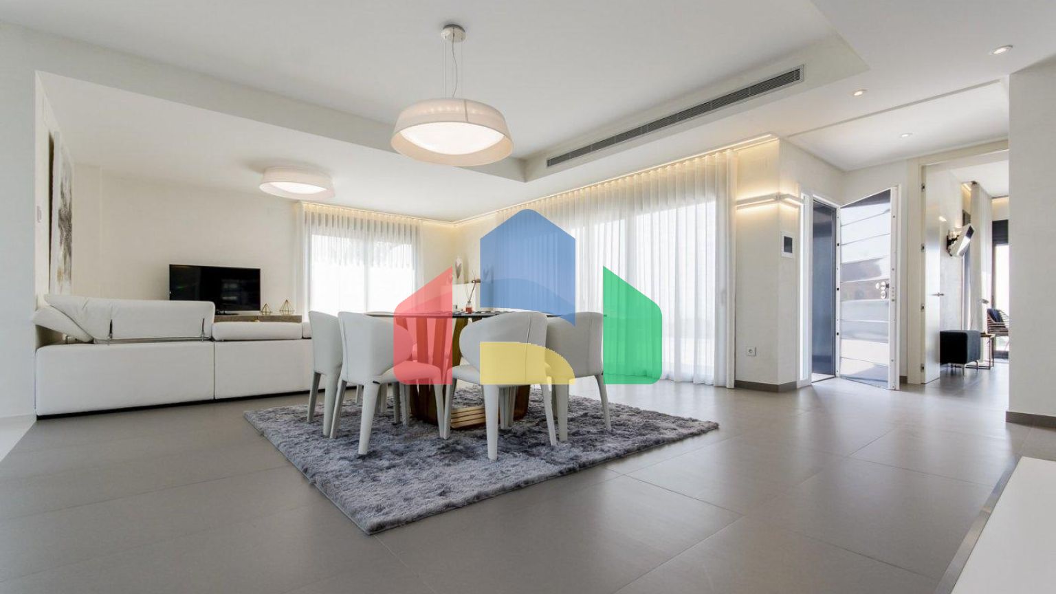 НОВЫЕ СТРОИТЕЛЬНЫЕ ВИЛЛЫ В 250 М ОТ ПЛЯЖА В КАМПУМОРЕ