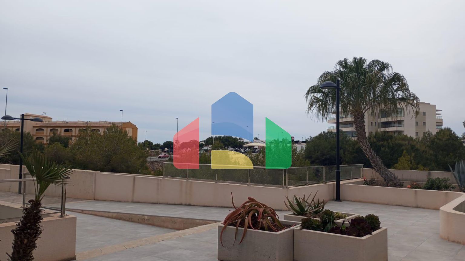 Захватывающая квартира Ла Зения Ориуэла Коста с двумя спальнями и двумя ванными комнатами со шикарными Ð¾Ð±ÑÐ¸Ð