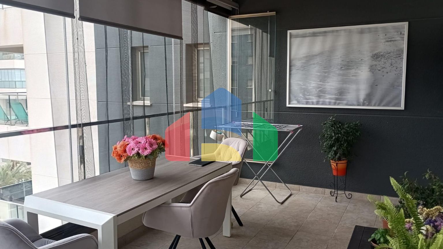 Захватывающая квартира Ла Зения Ориуэла Коста с двумя спальнями и двумя ванными комнатами со шикарными Ð¾Ð±ÑÐ¸Ð