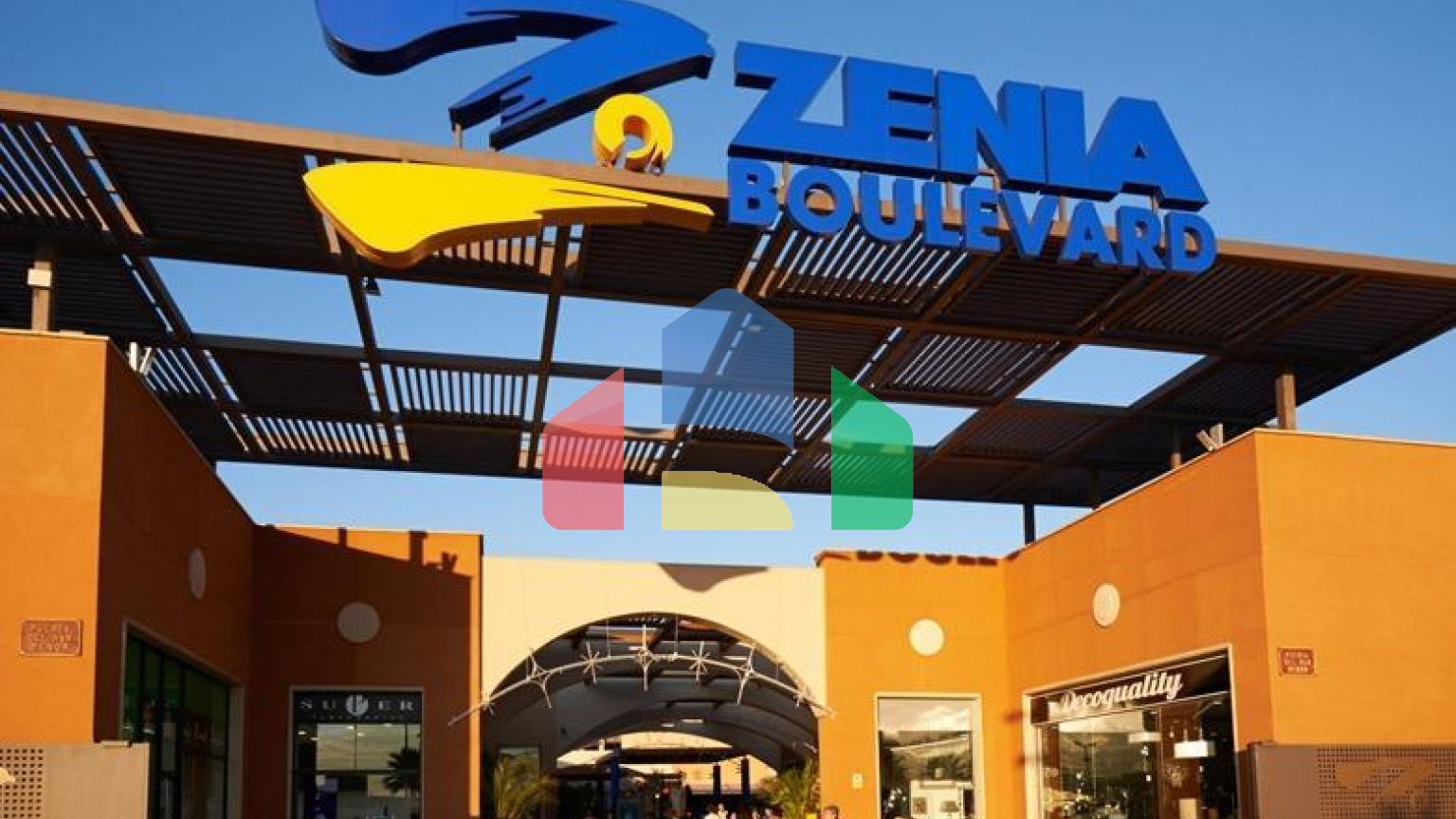 Захватывающая квартира Ла Зения Ориуэла Коста с двумя спальнями и двумя ванными комнатами со шикарными Ð¾Ð±ÑÐ¸Ð