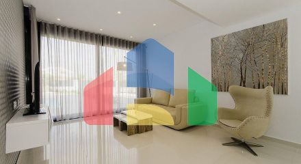 НОВАЯ ПОСТРОЕННАЯ ВИЛЛА В ORIHUELA COSTA (CAMPOAMOR)