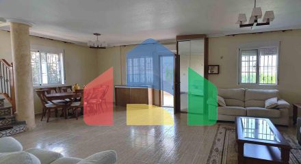 ВИЛЛА С БАССЕЙНОМ ЩБЩЕГО ПОЛЬЗОВАНИЯ. 4 СПАЛЬНИ. 2 ВАННЫЕ КОМНАТЫ. УЧАСТОК 165 М2. ПЛОЩАДЬ 207 М2.