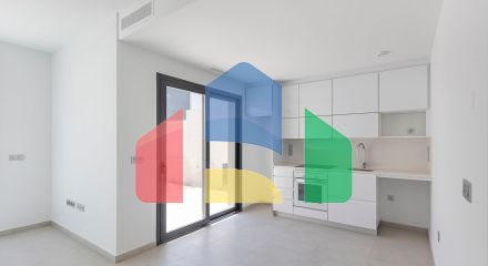 ВИЛЛА НОВОСТРОЙ. 3 СПАЛЬНИ. 2 ВАННЫЕ КОМНАТЫ. 140М2 УЧАСТОК. ГАРАЖ+БАССЕЙН.