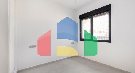 ВИЛЛА НОВОСТРОЙ. 3 СПАЛЬНИ. 2 ВАННЫЕ КОМНАТЫ. 140М2 УЧАСТОК. ГАРАЖ+БАССЕЙН.