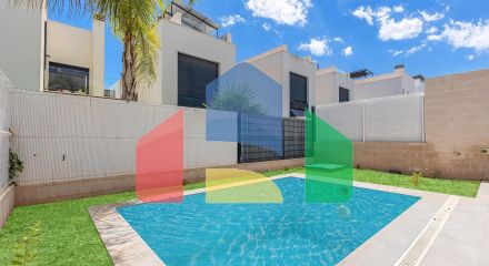 ВИЛЛА НОВОСТРОЙ. 3 СПАЛЬНИ. 2 ВАННЫЕ КОМНАТЫ. 140М2 УЧАСТОК. ГАРАЖ+БАССЕЙН.