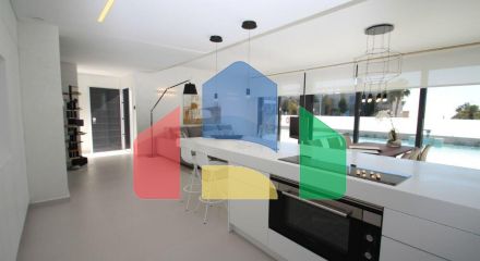 НОВЫЕ СТРОИТЕЛЬНЫЕ ВИЛЛЫ В 250 М ОТ ПЛЯЖА В КАМПУМОРЕ