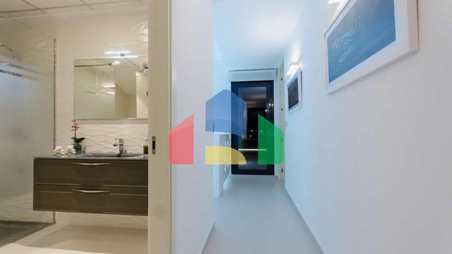 НОВЫЕ СТРОИТЕЛЬНЫЕ ВИЛЛЫ В 250 М ОТ ПЛЯЖА В КАМПУМОРЕ