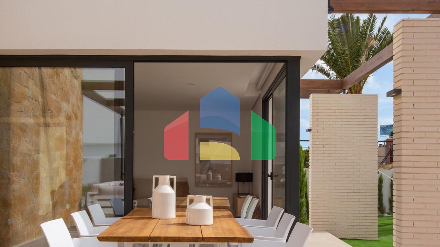 РОСКОШНАЯ ВИЛЛА НА ПЛЯЖЕ