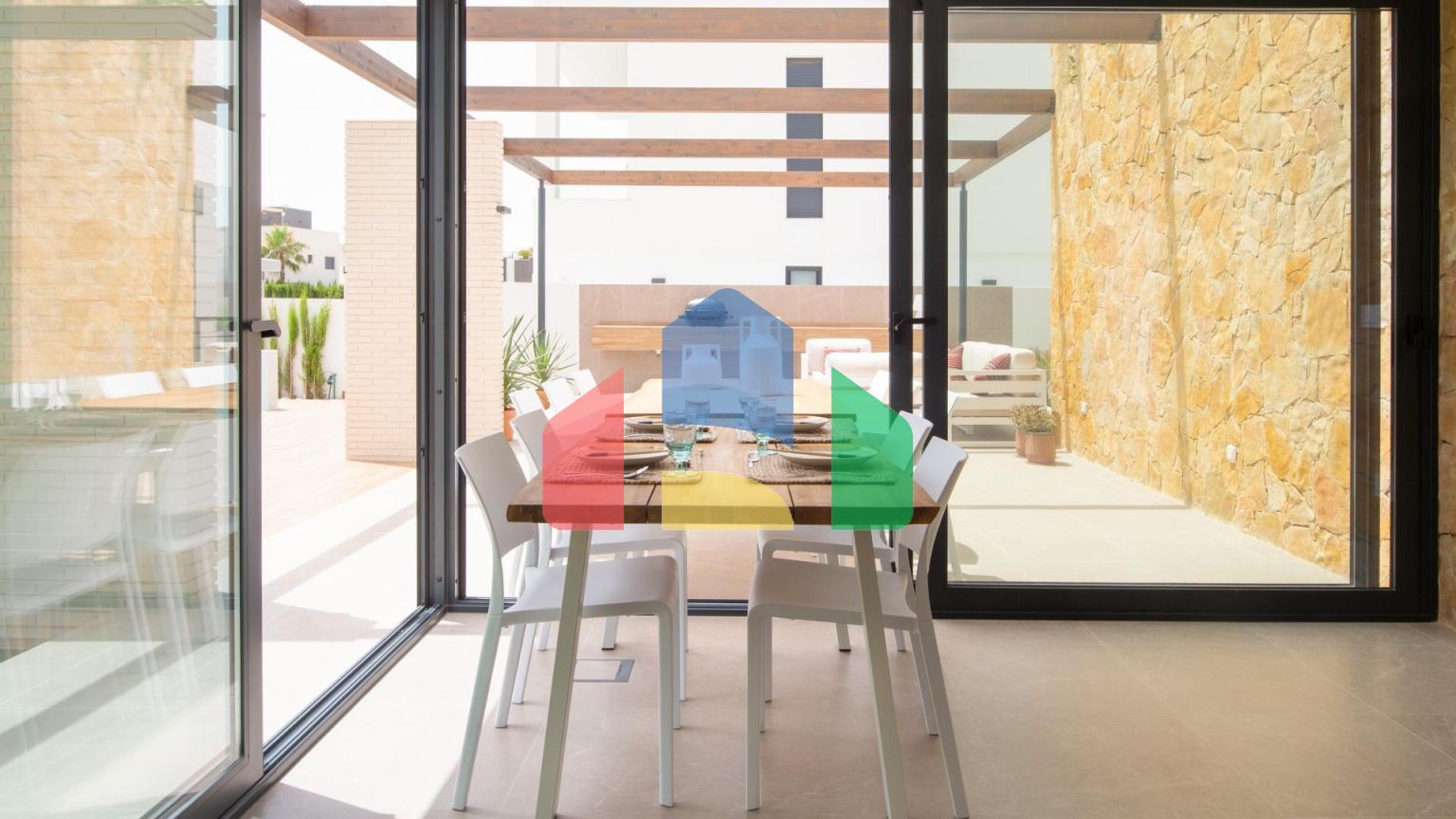 РОСКОШНАЯ ВИЛЛА НА ПЛЯЖЕ