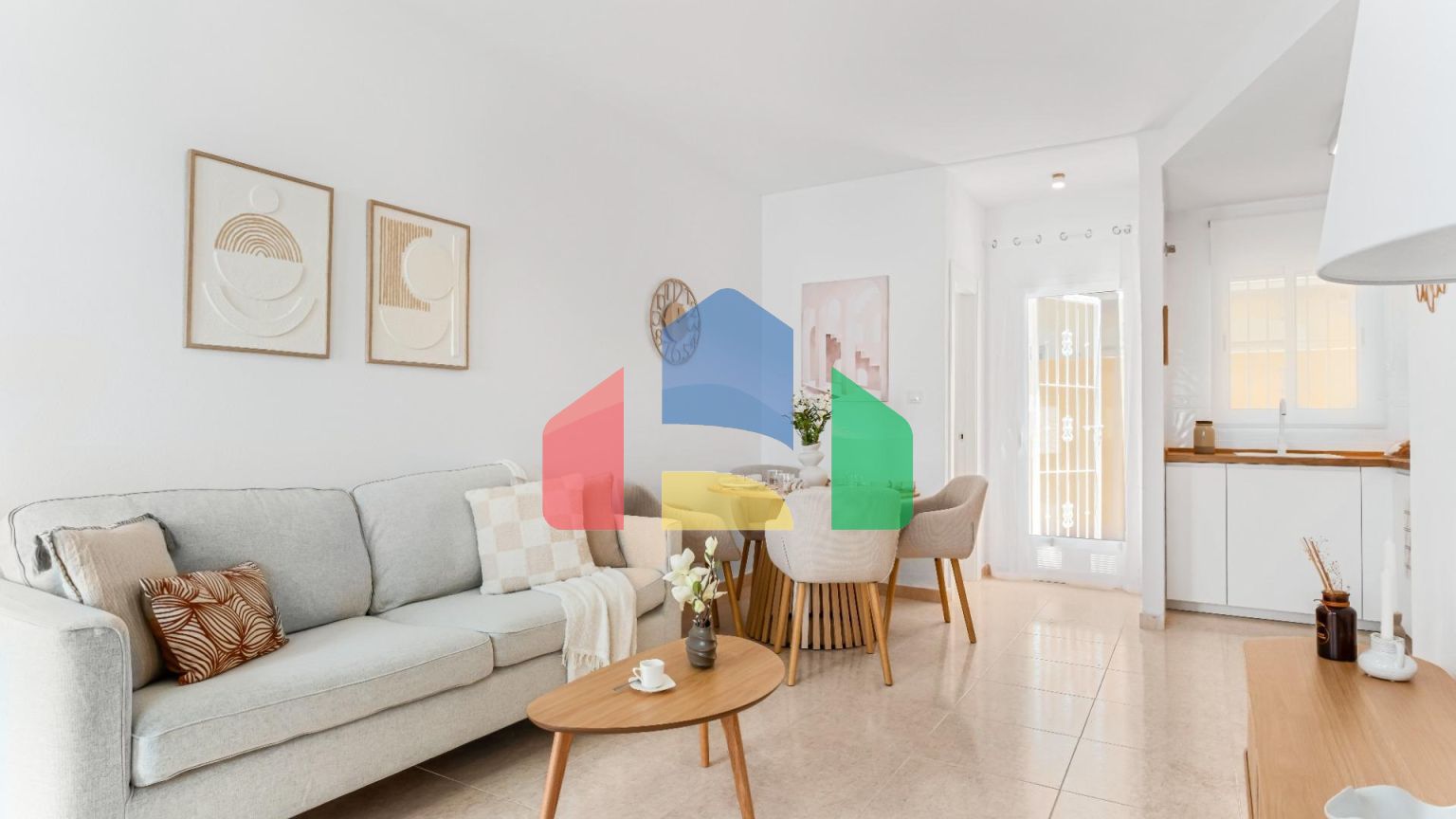 Отремонтированная и совершенно новая недвижимость в Ориуэле, Кози-Кост — Филиппины