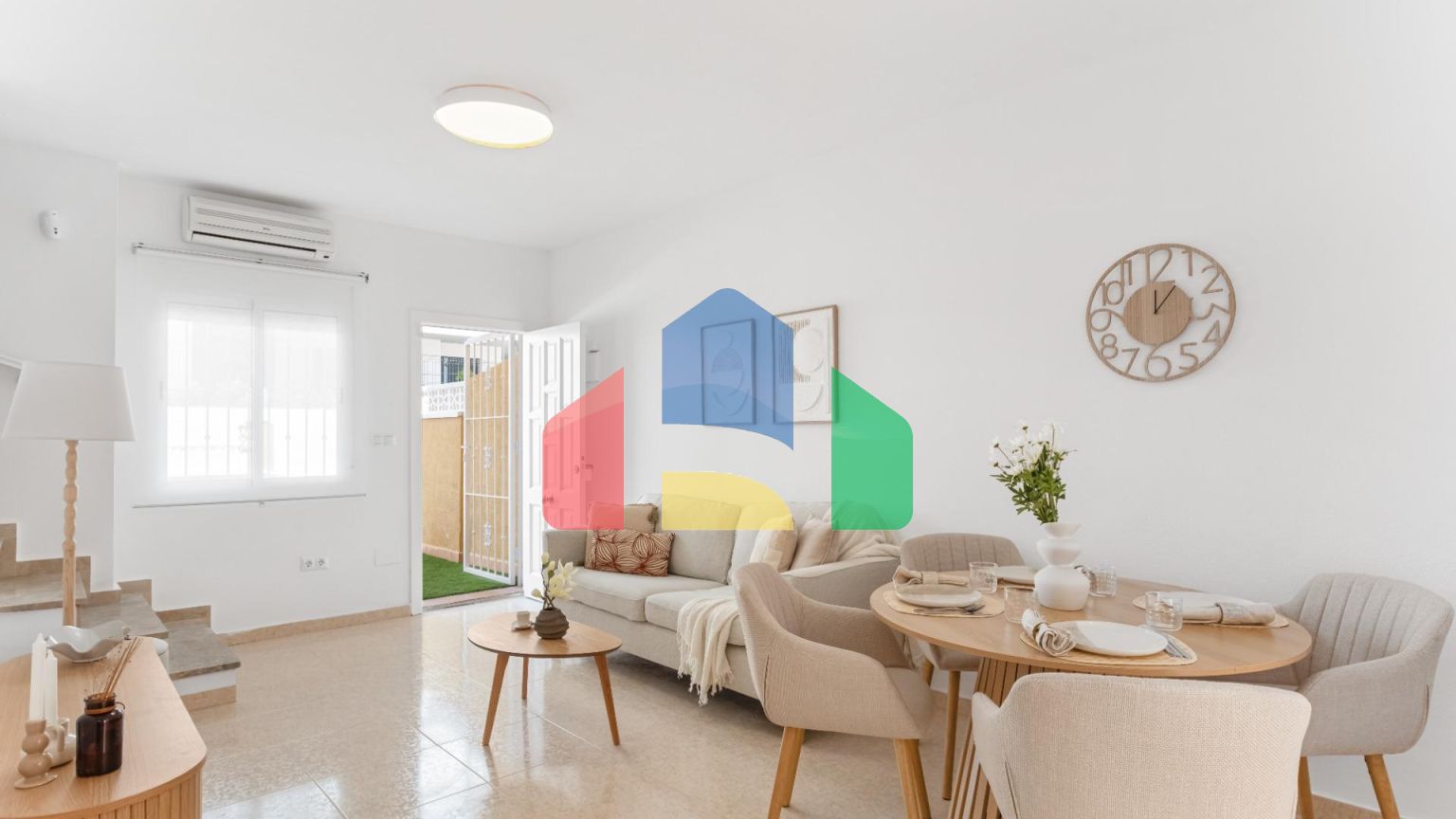 Отремонтированная и совершенно новая недвижимость в Ориуэле, Кози-Кост — Филиппины