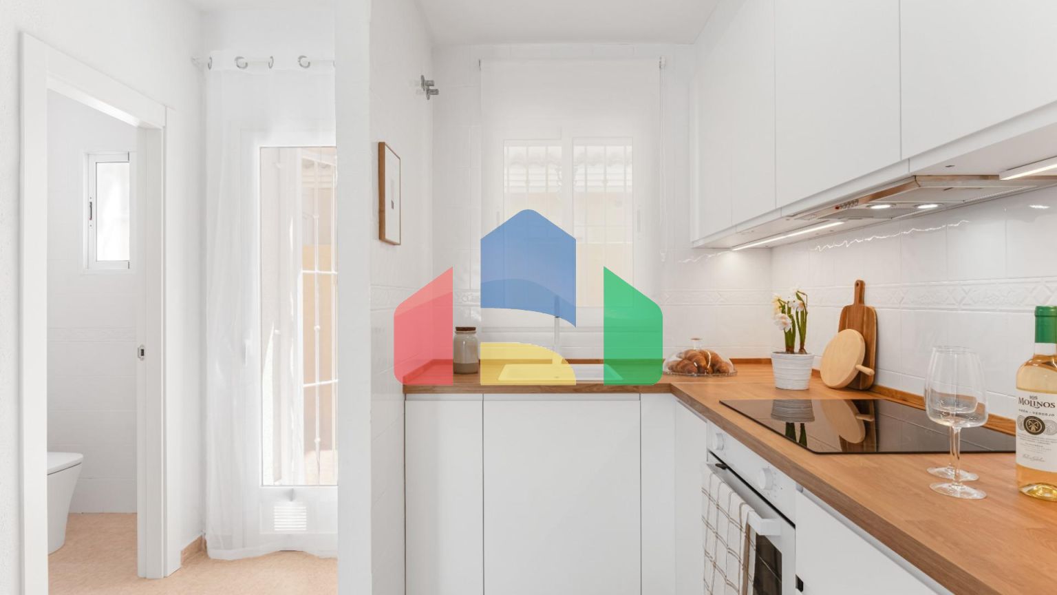 Отремонтированная и совершенно новая недвижимость в Ориуэле, Кози-Кост — Филиппины